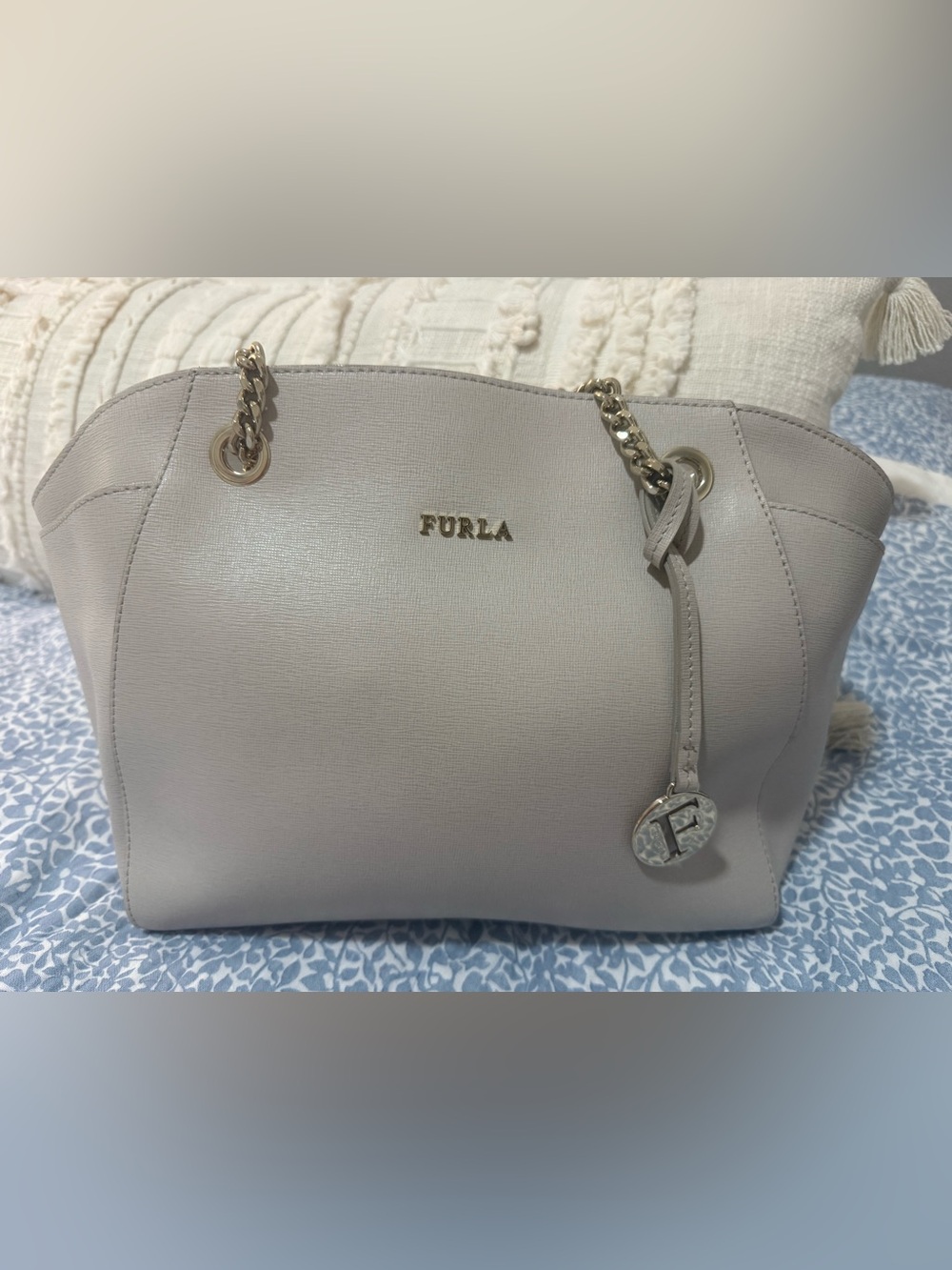 Furla Light Gray Saffiano Chain-Handle Shoulder Bag